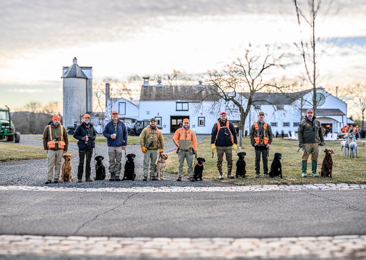 Hunters and dogs lined up at Dunwalke Preserve